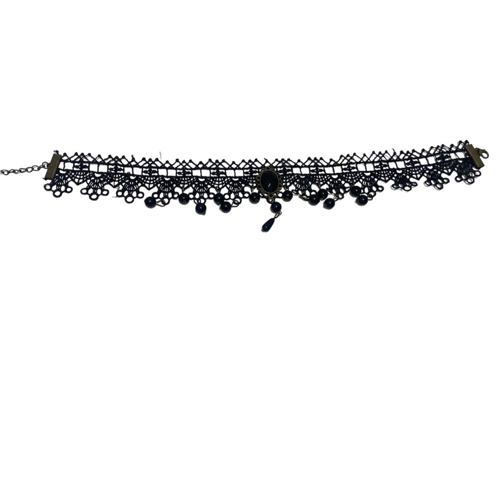 Lot of 4 Fashion Jewelry Gothic / Antique / Victorian Lace Choker Necklaces - Picture 8 of 11